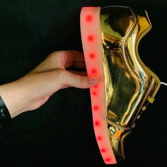 PARTY sneakers LED light up gold M8.5/W10/EU42 - Picture 1 of 10